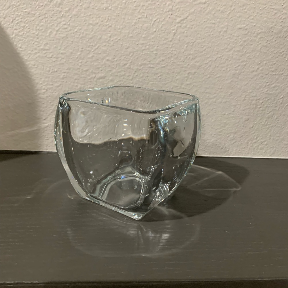 Beautiful Libbey Glass Votive Curved Tapered Square Candy Bowl Vase Decorat…
